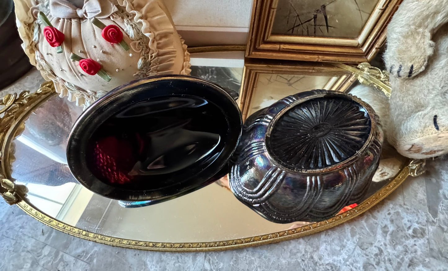 Vintage Fenton Glass Hen on Nest dish