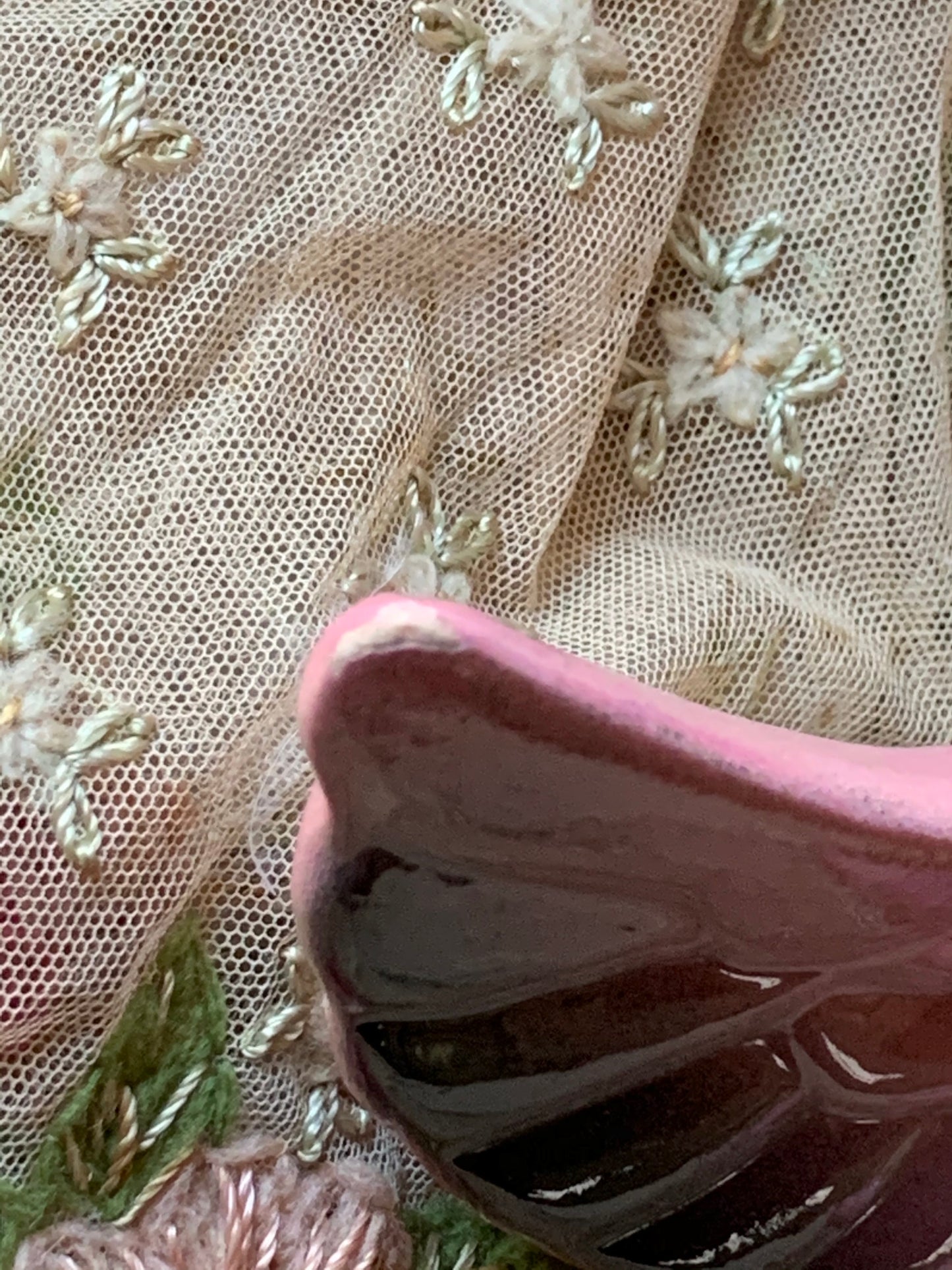 Vintage pink bird wall pocket