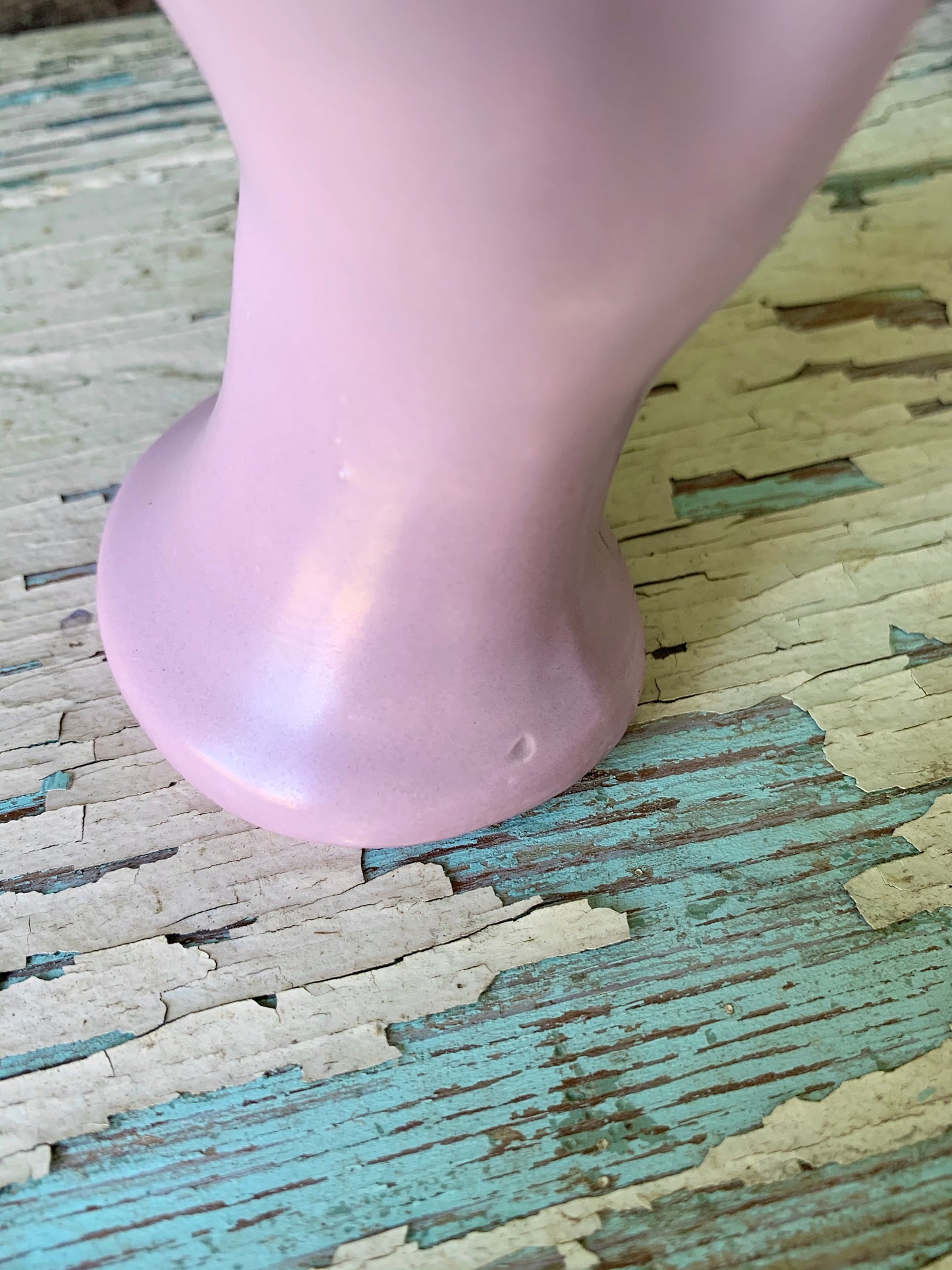 Vintage lavender painted ceramic hand figurine ring holder