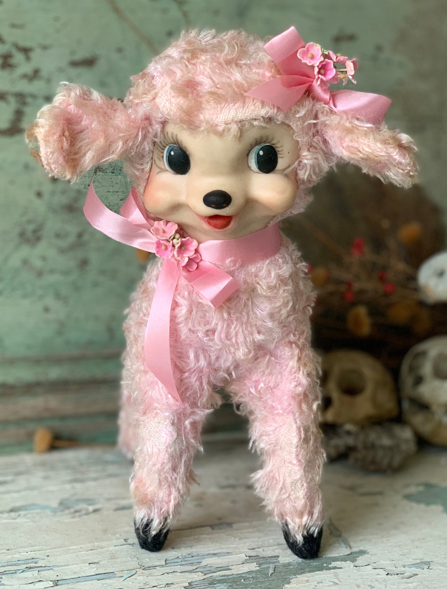 Vintage small Rushton pink lamb