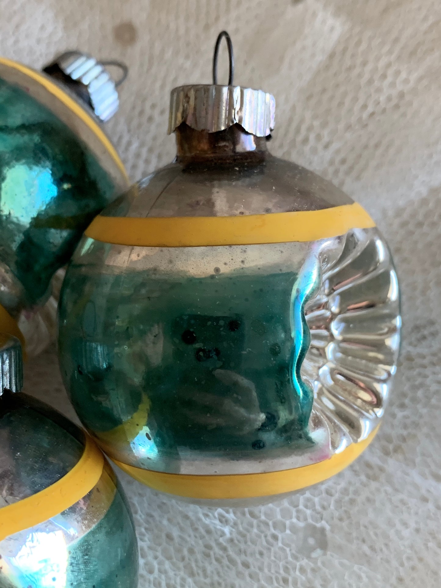 Vintage set Shiny Brite indent ornaments
