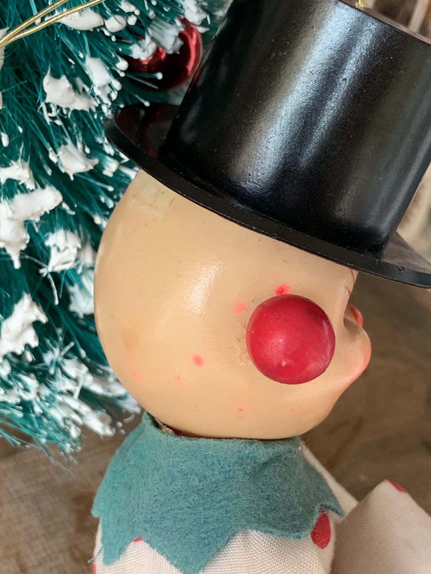 Vintage snowman knee hugger