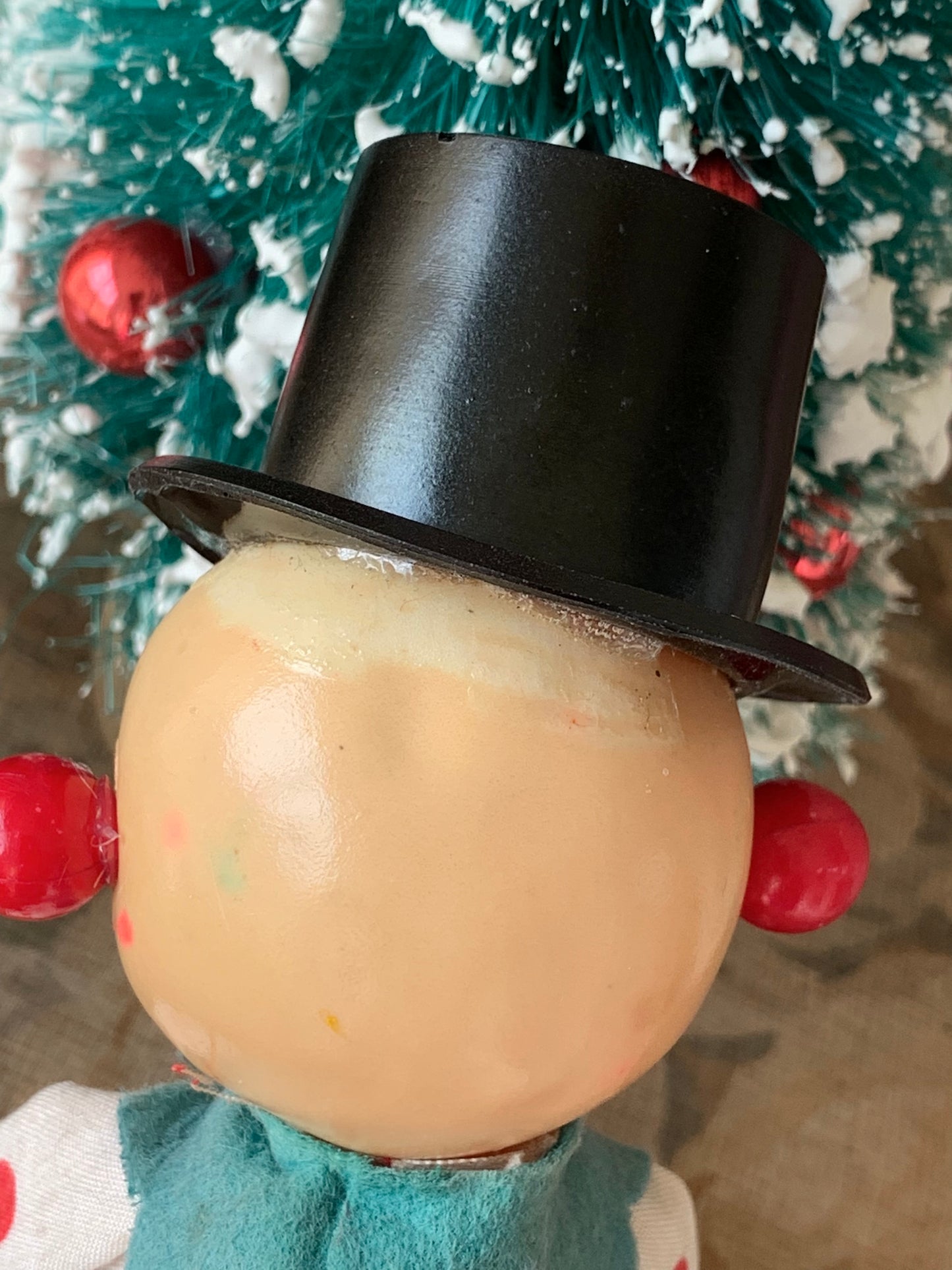 Vintage snowman knee hugger