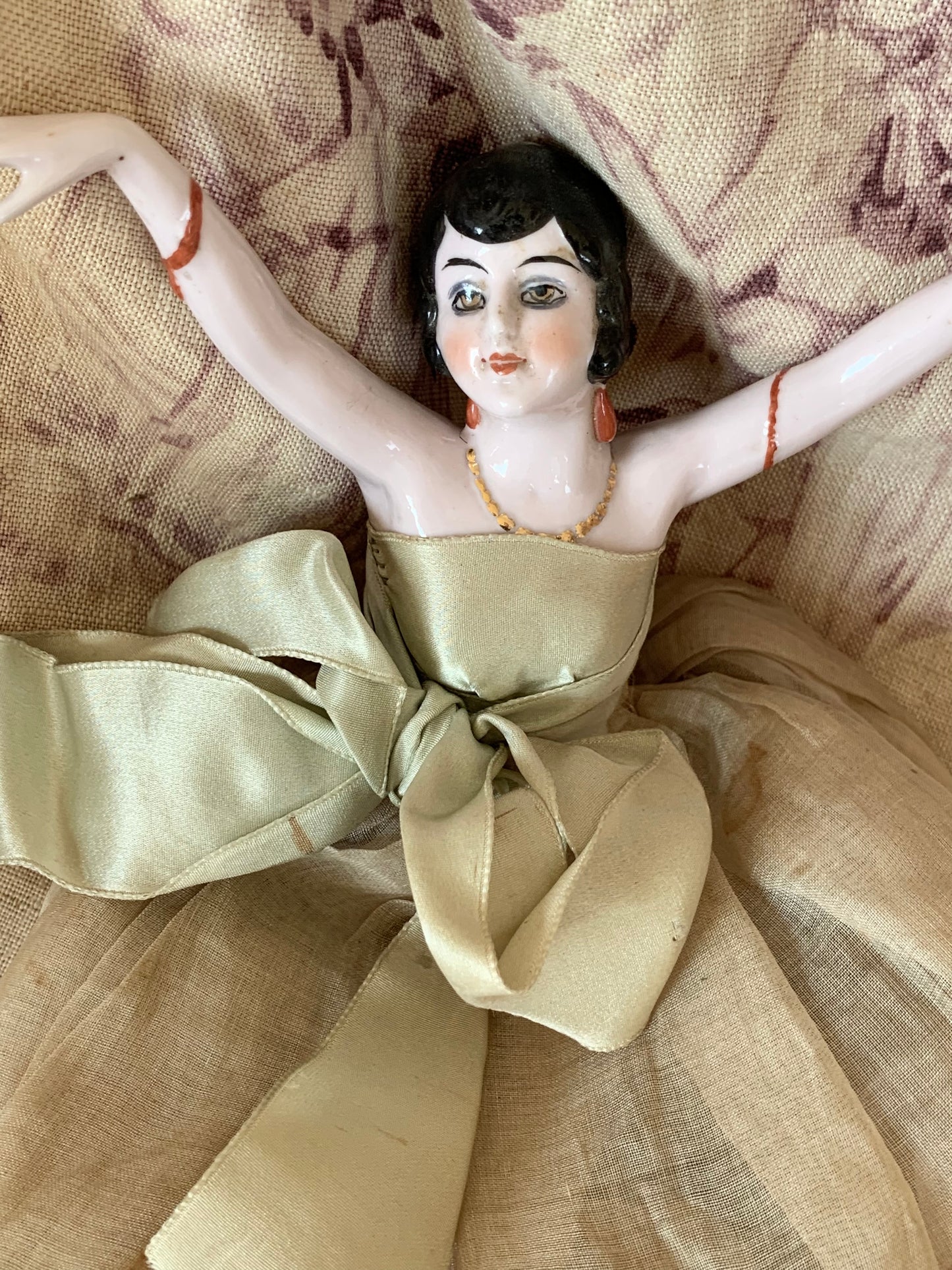 Vintage German arms away half doll