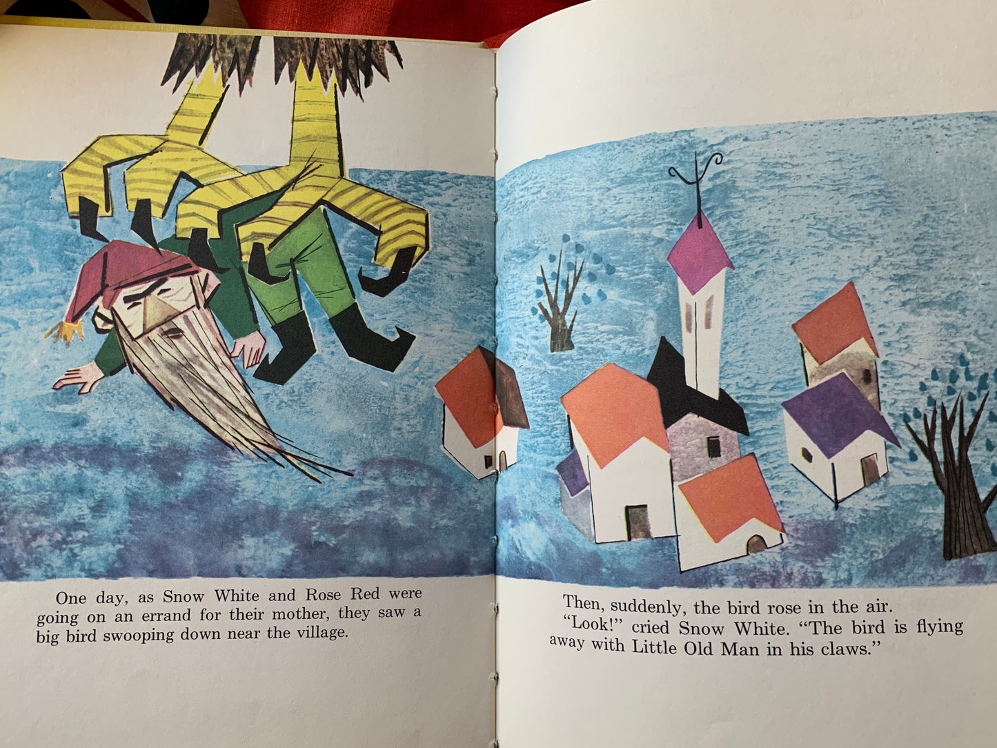 Vintage 60s Snow White and Rose Red book