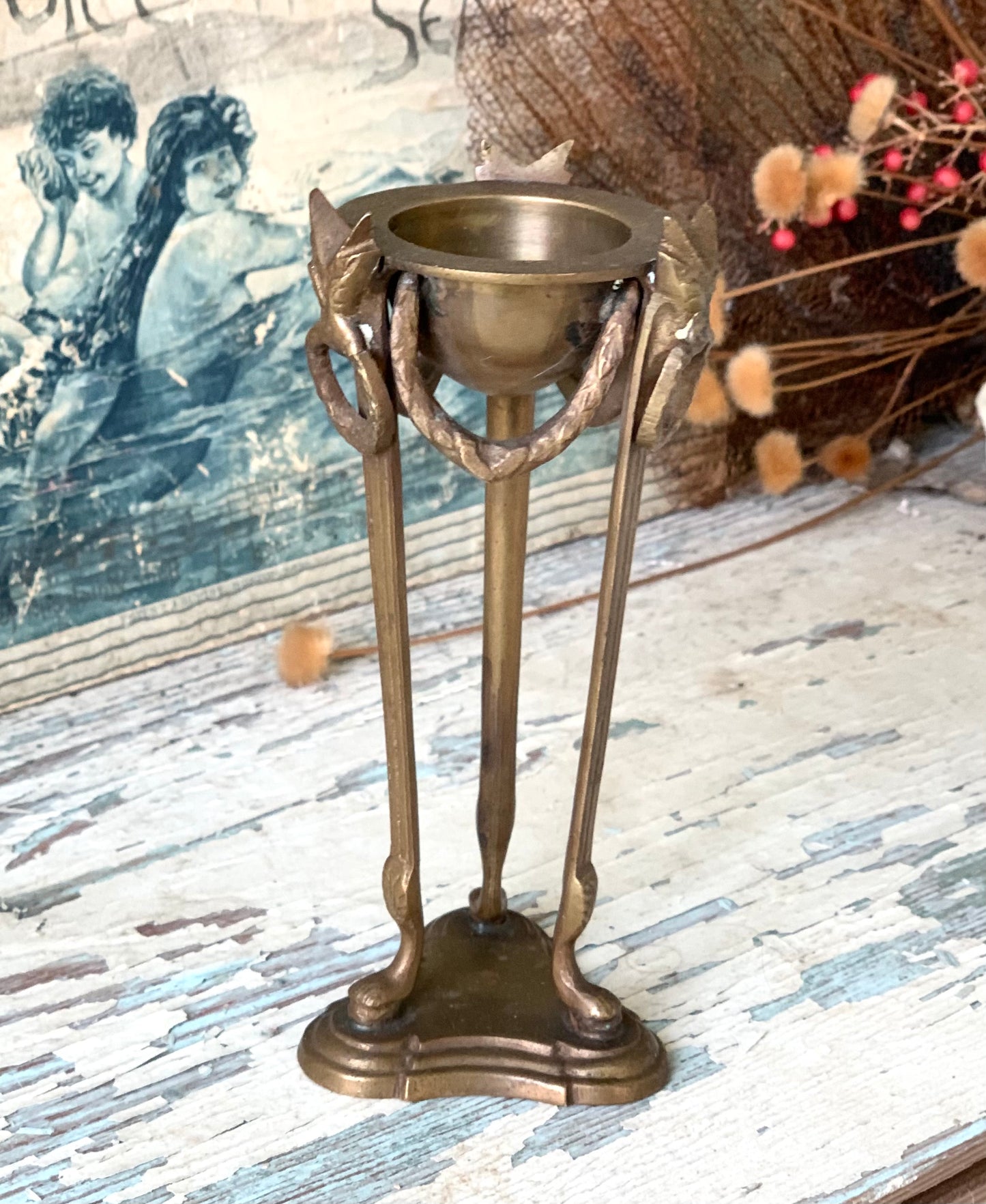 Vintage mini ram head stand