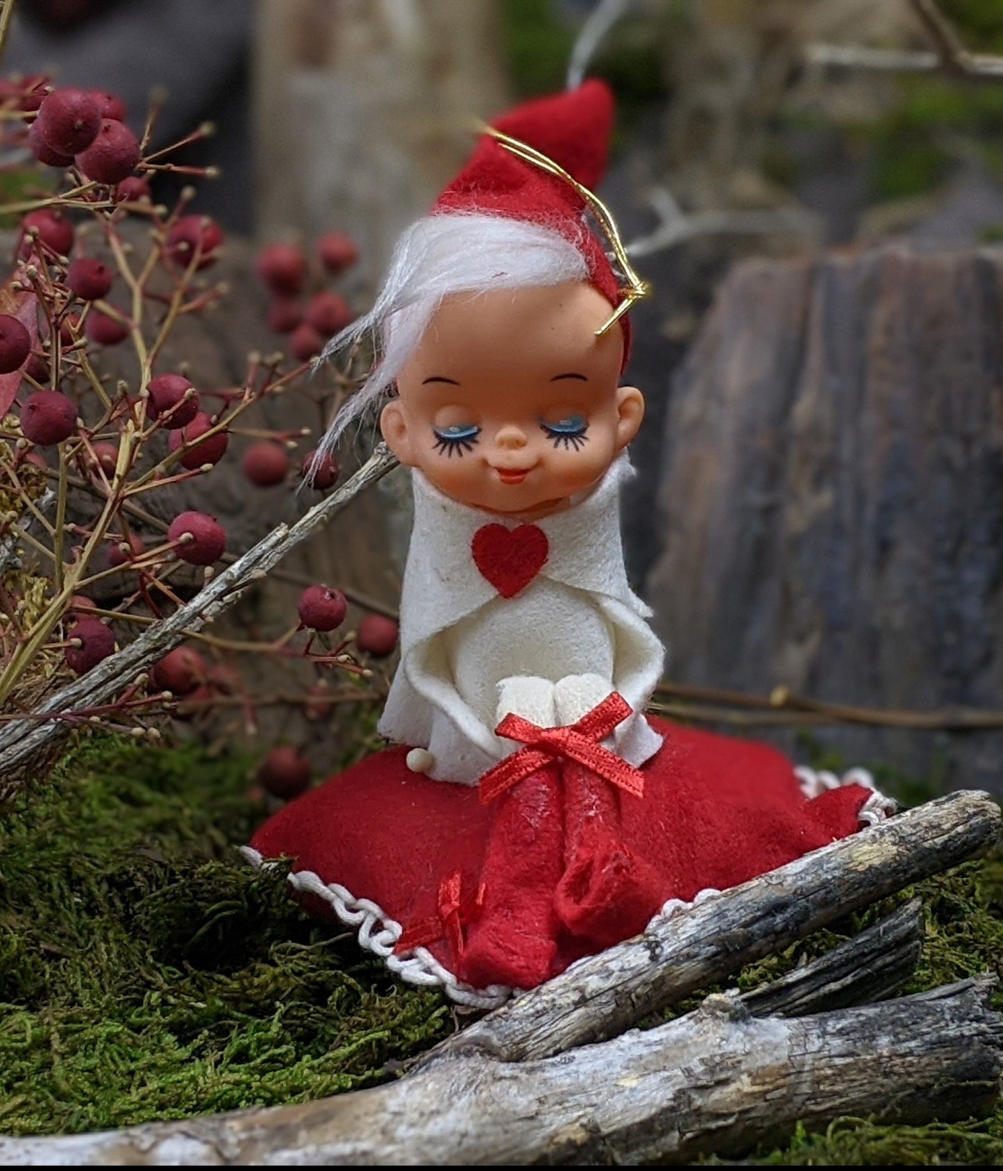 Vintage knee hugger pixie on cushion