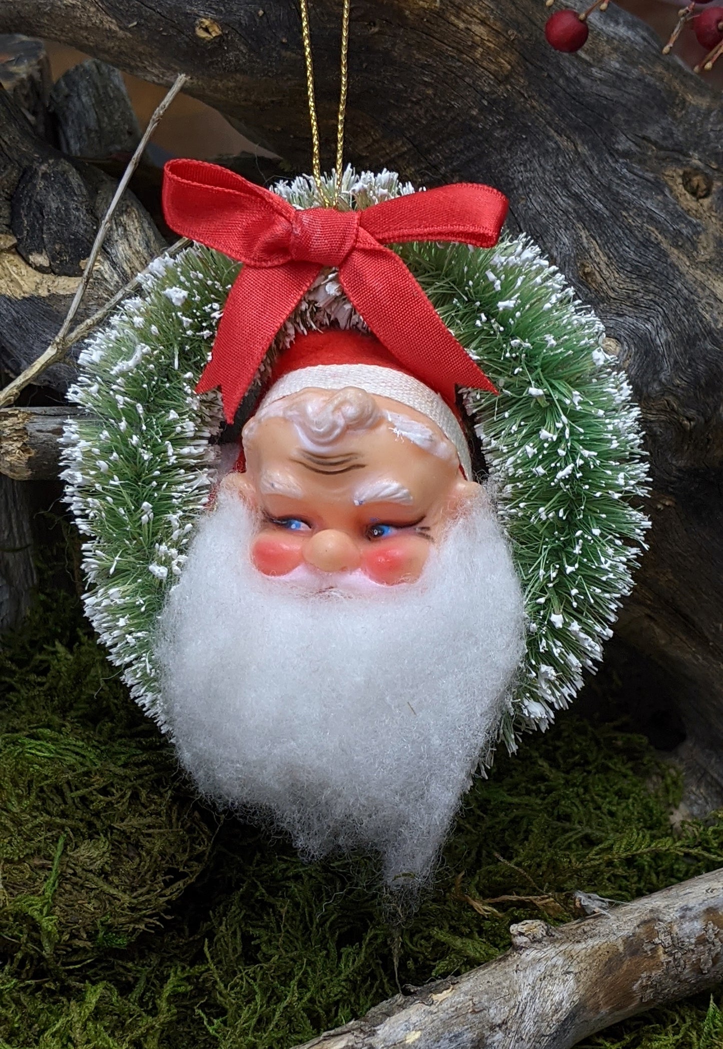 Vintage mini Santa bottle brush wreath