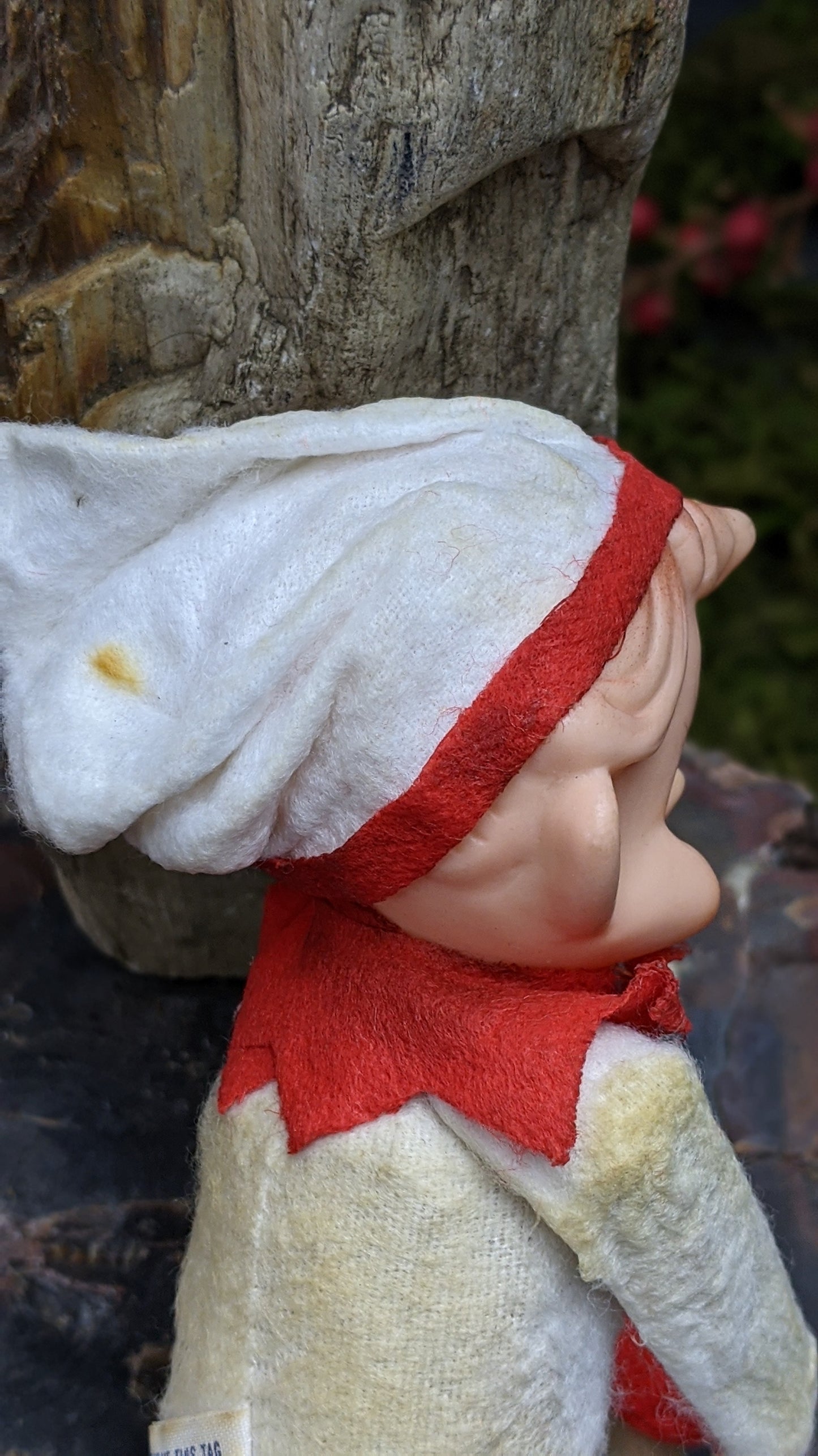 Vintage Christmas knee hugger elf