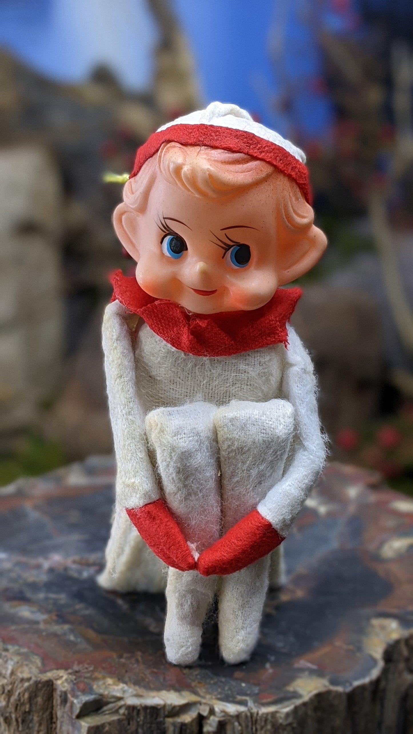 Vintage Christmas knee hugger elf