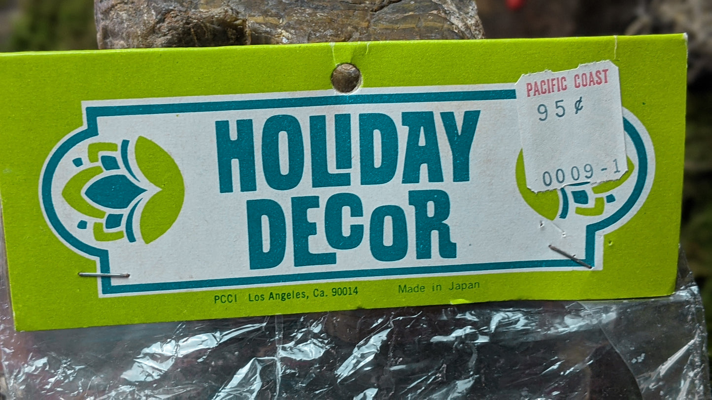 Vintage snow pixies decoration in package