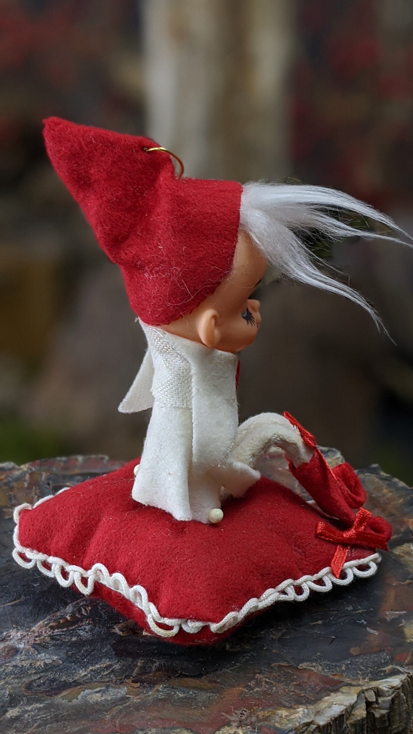 Vintage knee hugger pixie on cushion
