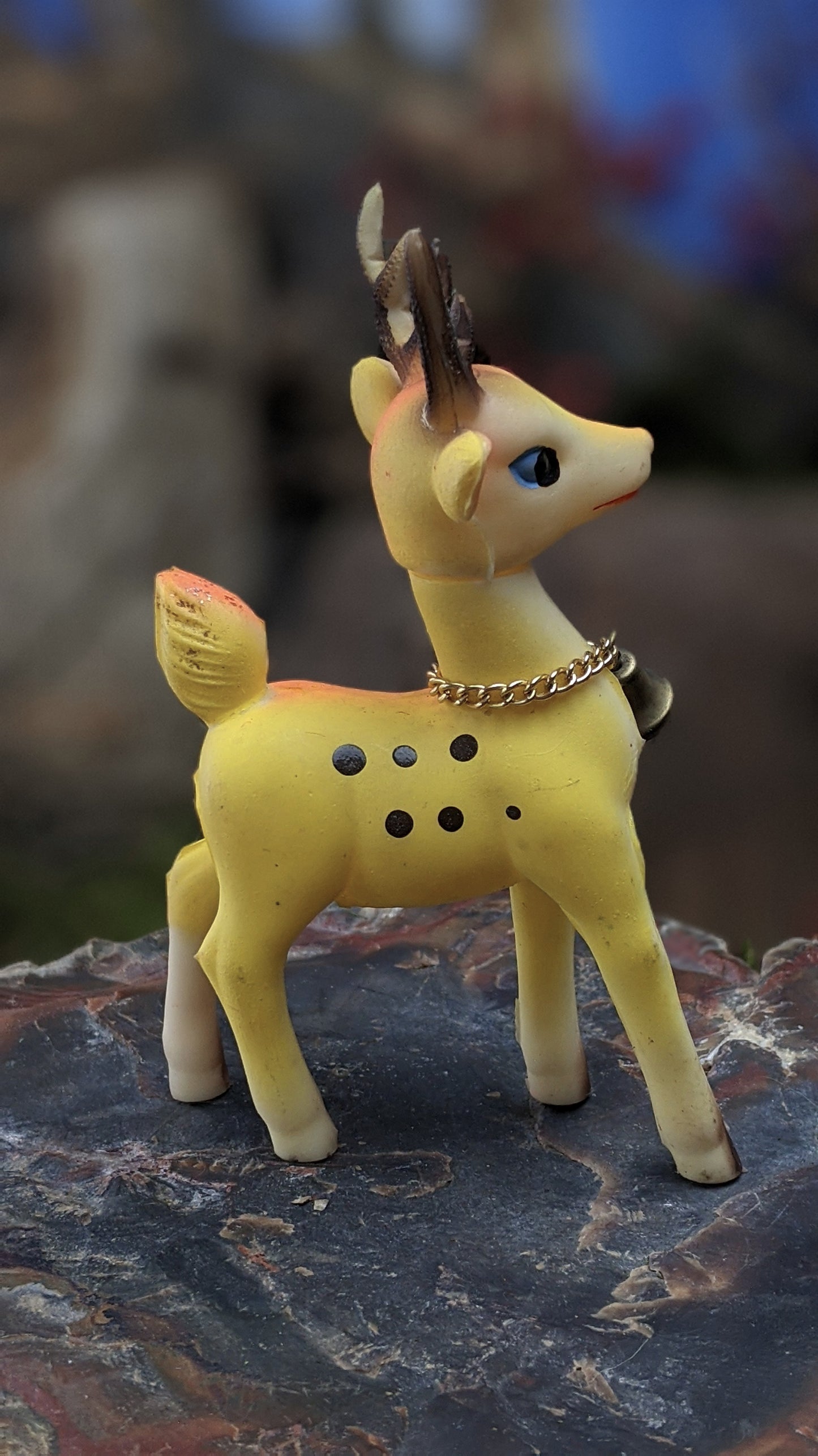 Vintage yellow Christmas reindeer