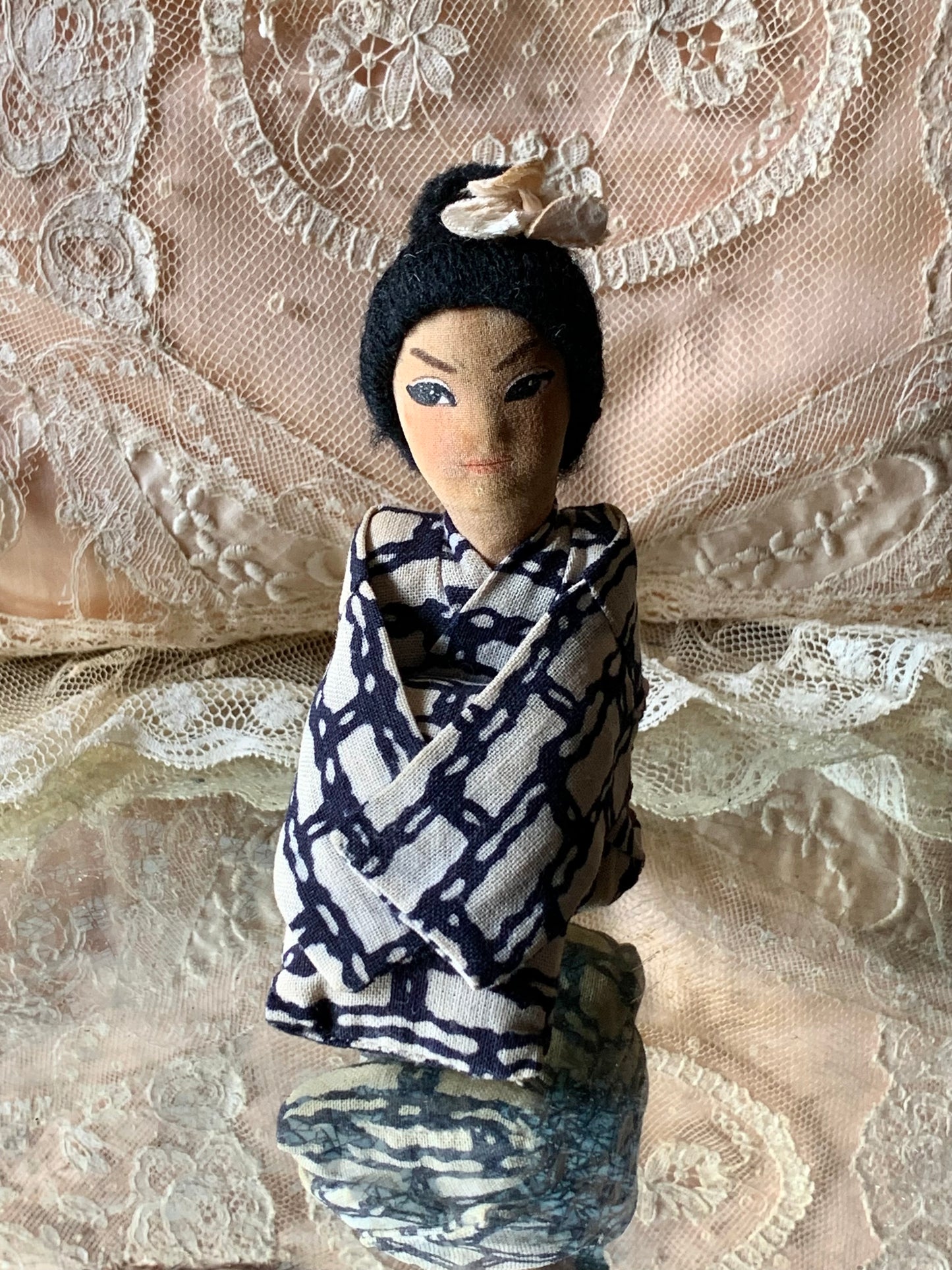 Vintage Geisha girl knee hugger doll