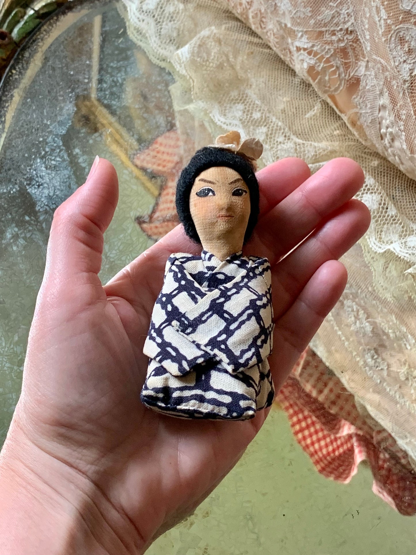 Vintage Geisha girl knee hugger doll