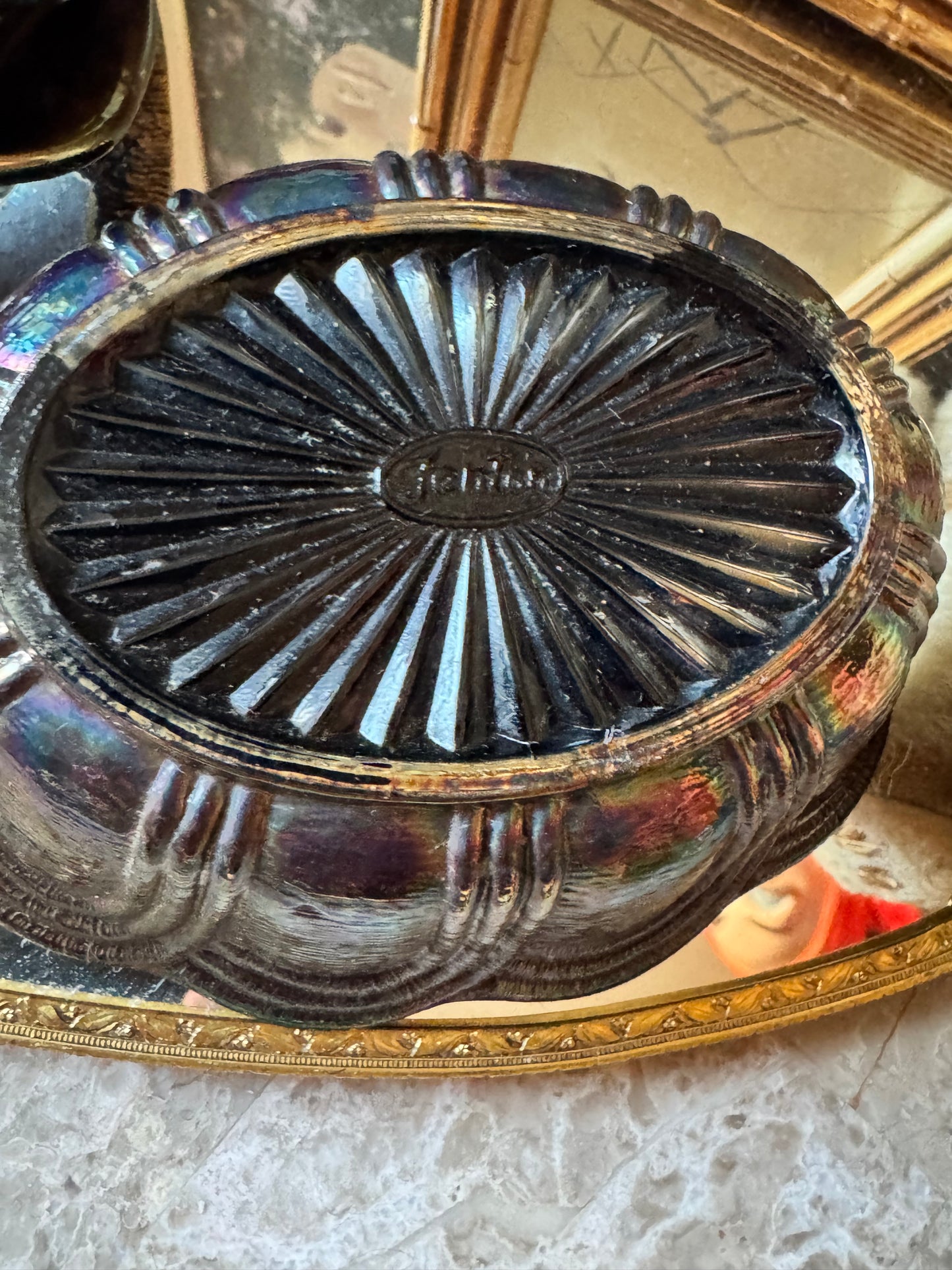 Vintage Fenton Glass Hen on Nest dish