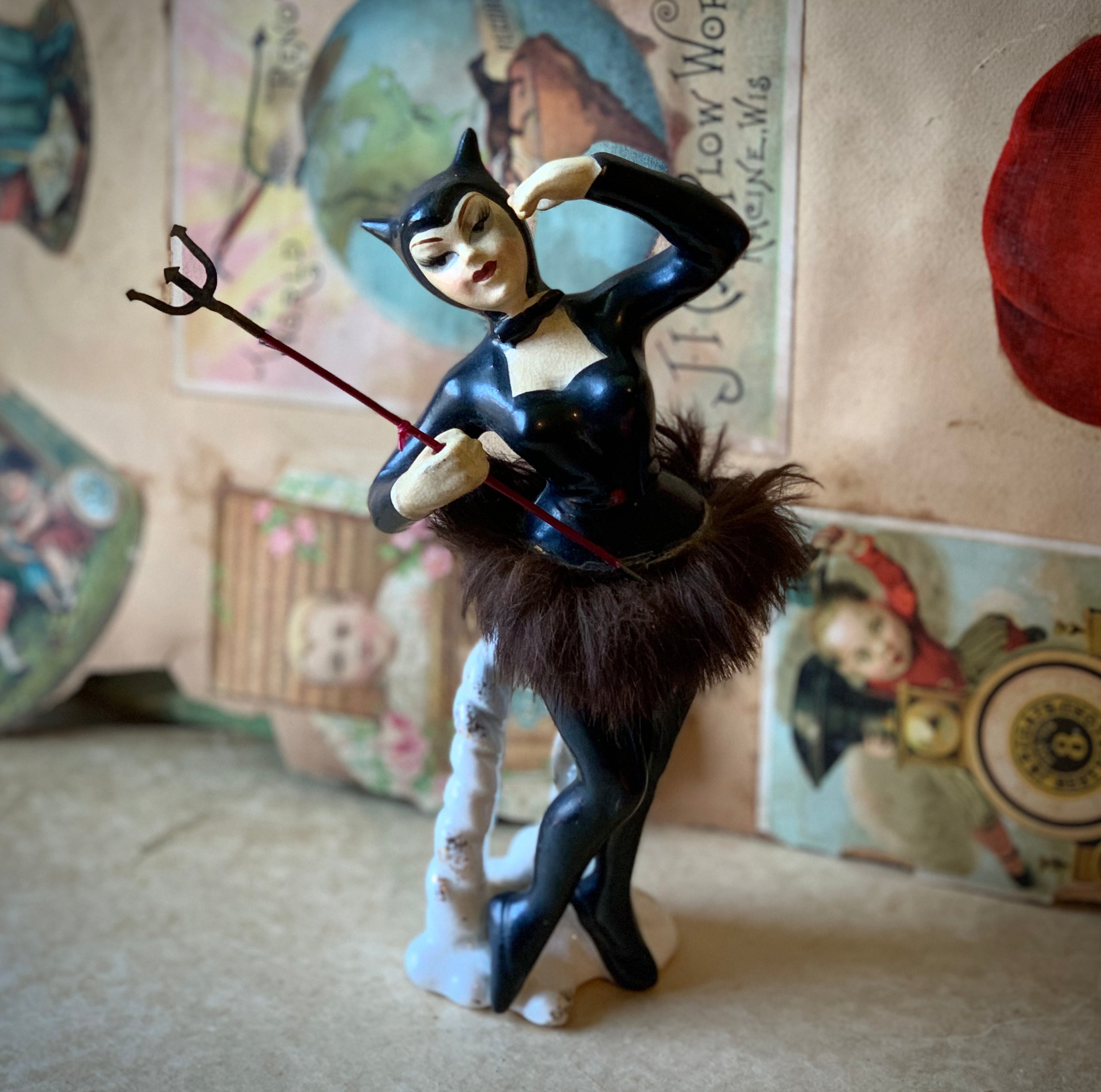 Vintage she devil ballerina – SAD ROSETTA