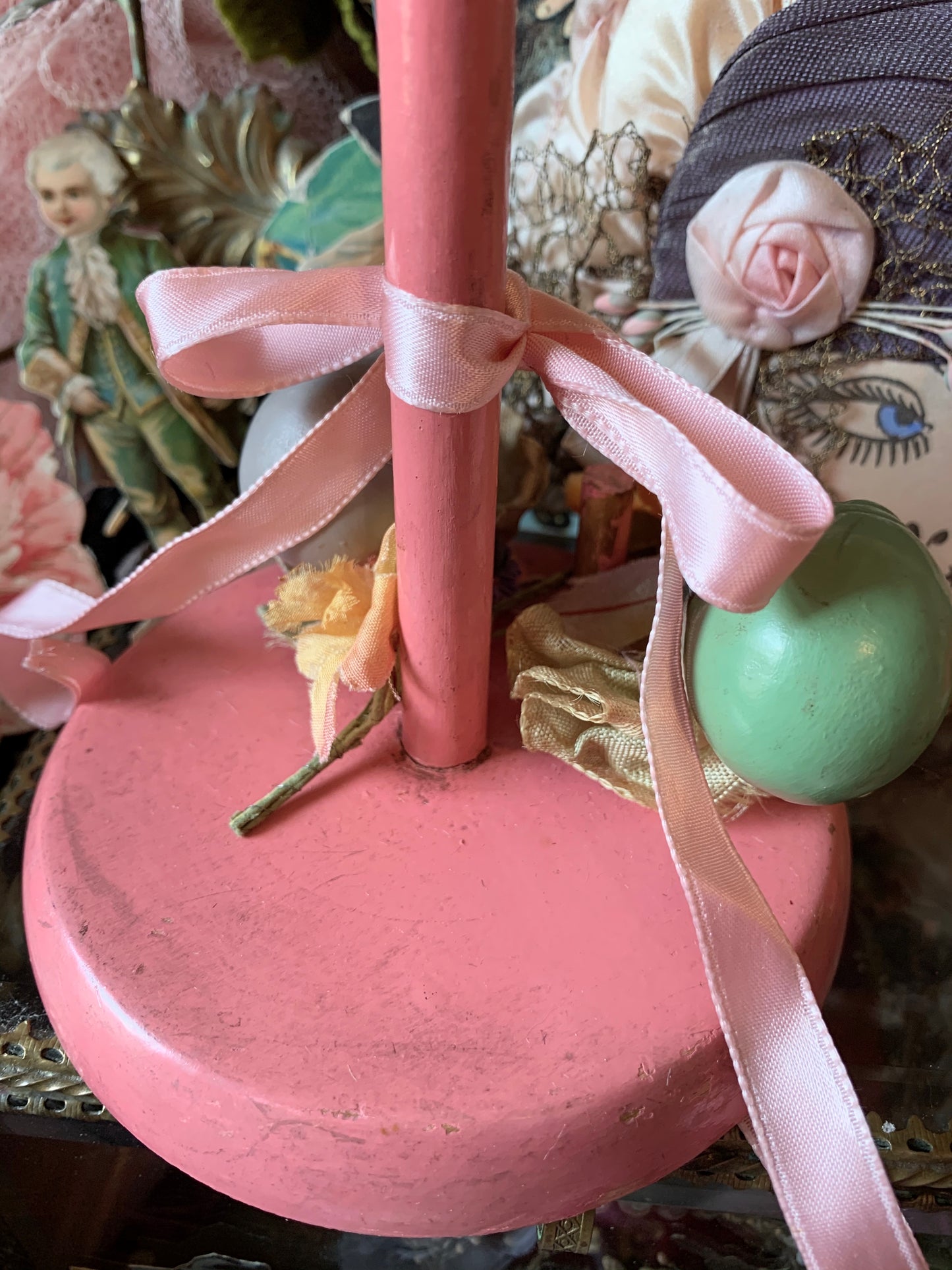 Vintage pink mini French pierrot clown heads hat stand