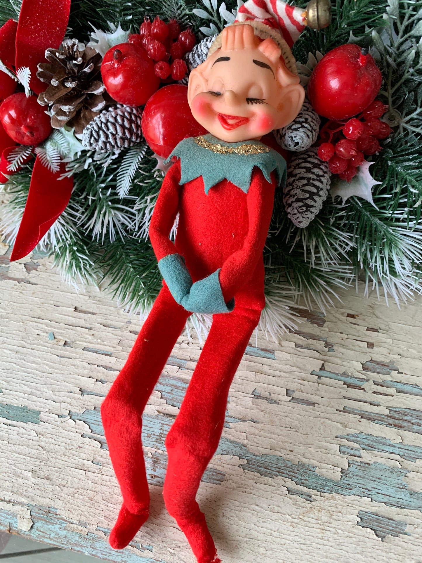 Vintage knee hugger elf sleepy face Christmas shelf sitter pixie