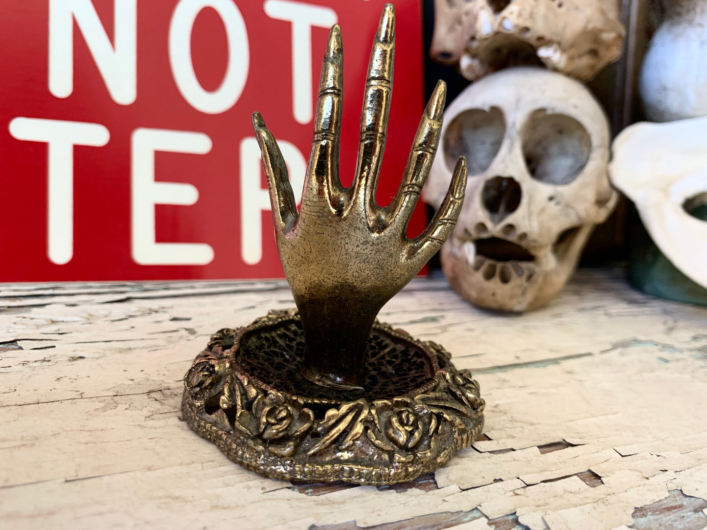 Vintage mini creepy claw hand ring holder