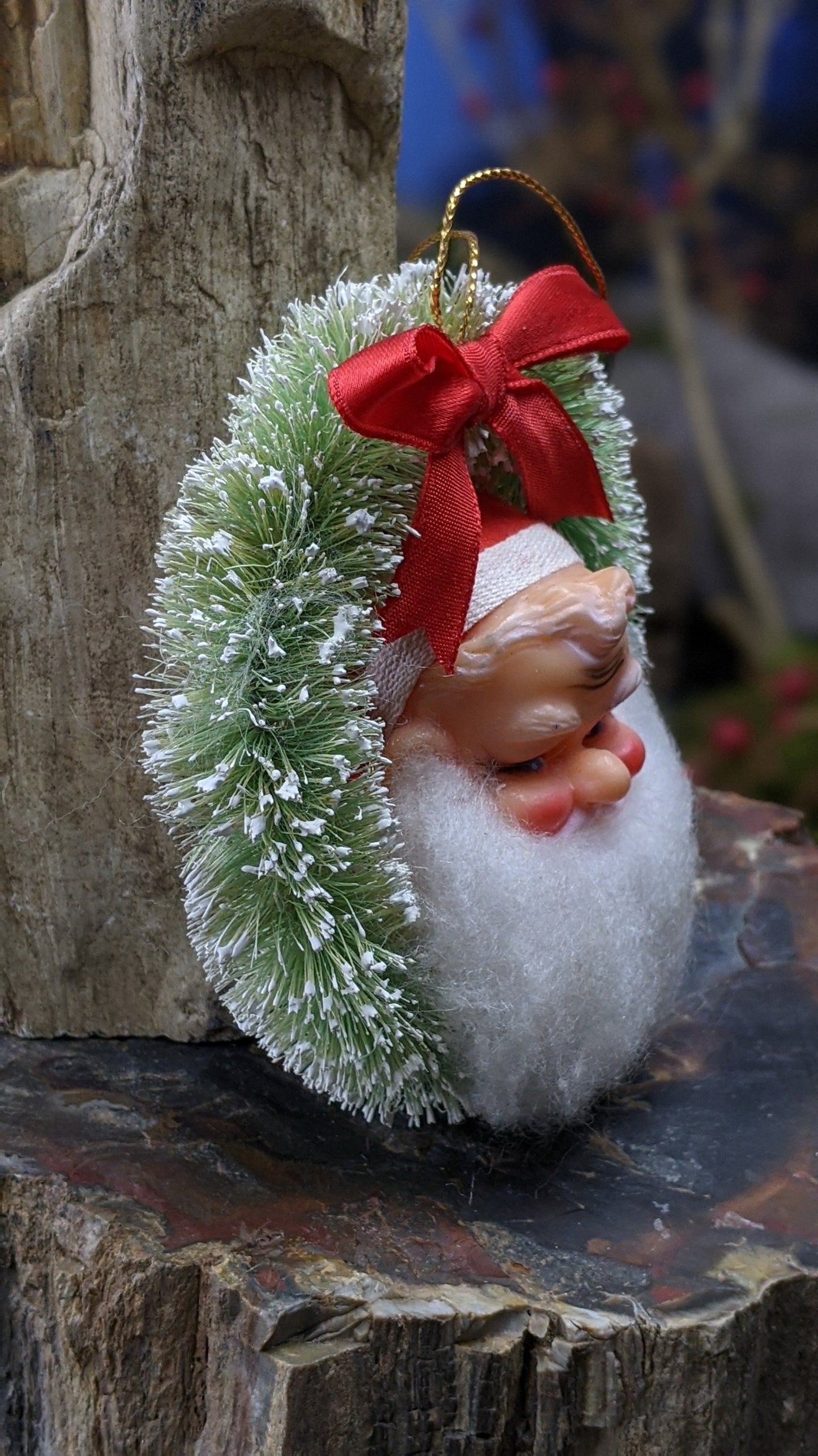 Vintage mini Santa bottle brush wreath